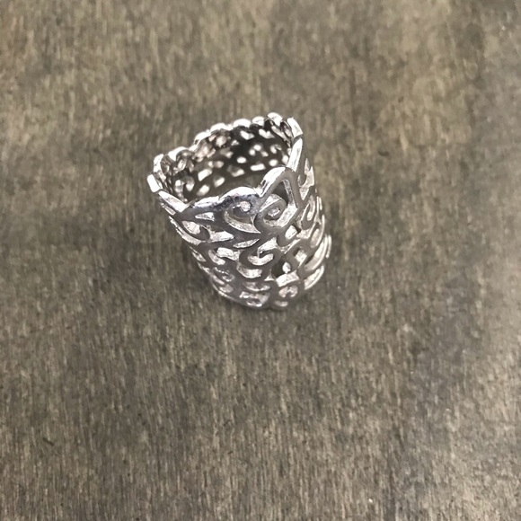 Parklane Flora Ring - Picture 2 of 2